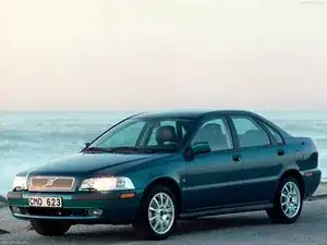 1995–2004 Volvo S40
