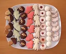 Image 12Christmas cookies (vánoční cukroví) (from Czech cuisine)