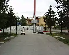 War memorial in Tarko-Sale (2007)