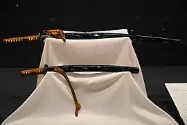 Katana (Daishō) mountings with ice crack pattern design. Edo period, Designated as Important Mounting, The Japanese Sword Meseum