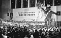 Celebations during the 1960 Peace Race in the Dynamo-Sporthalle in 1960.