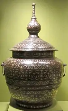 Brass gadur
