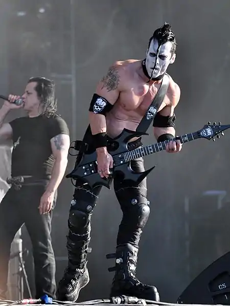 Doyle performing with Danzig at Wacken Open Air 2013 with his custom-made "Annihilator" guitar