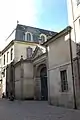 Main entrance on the  rue du Chapitre.
