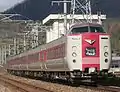 JR-West set in Yuttari Yakumo livery, December 2009