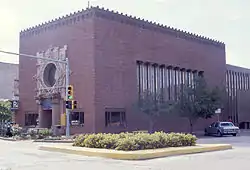 Image 40Merchants' National Bank in Poweshiek County, designed by Louis Sullivan (from National Register of Historic Places listings in Iowa)