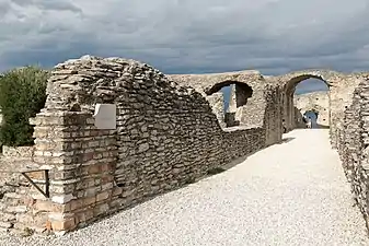 Il lungo corridoio"Long corridor"