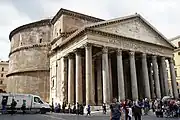 Building with columns in front of it