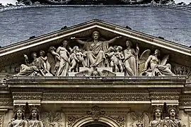 Pediment, Pavillon Richelieu