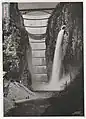 During water discharge (1951)