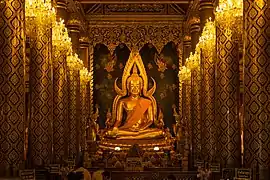 Phra Phuttha Chinnarat at Wat Phra Si Rattana Mahathat, Phitsanulok Province.